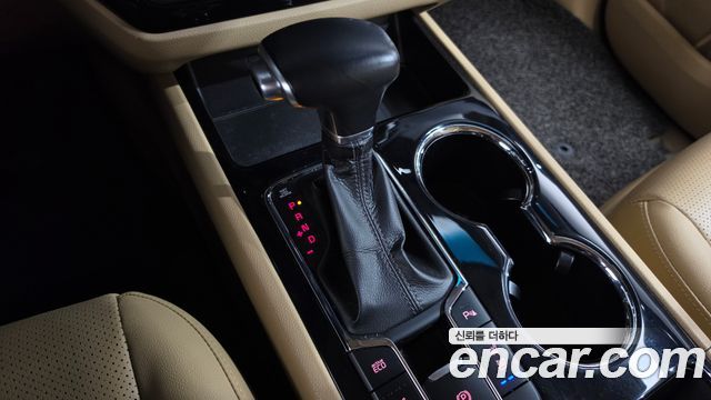 Kia Canival 2019 — photo 12