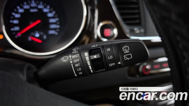 Kia Canival 2019 — photo 18