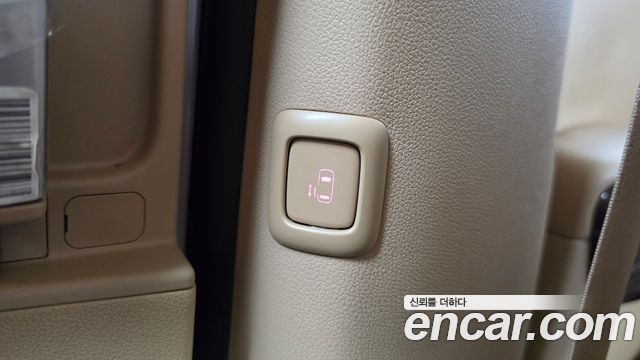 Kia Canival 2019 — photo 25