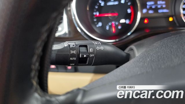 Kia Canival 2019 — photo 27