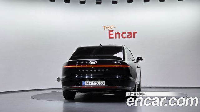 Hyundai Grandeur 2023 — photo 4