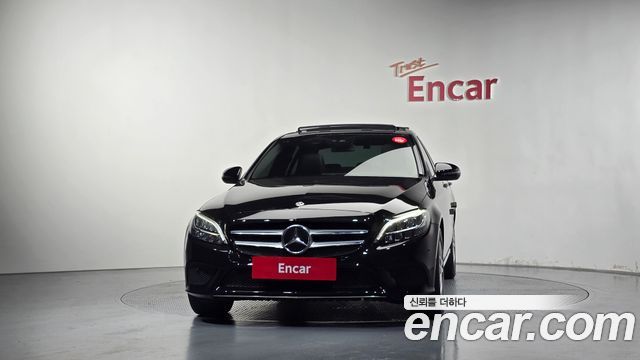 Mercedes-Benz C-Class 2020 — photo 3