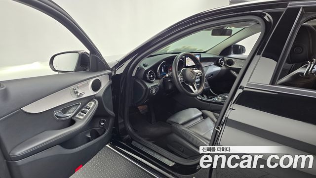 Mercedes-Benz C-Class 2020 — photo 13