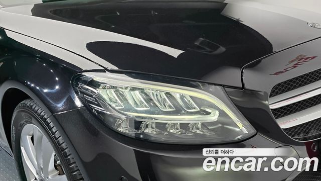 Mercedes-Benz C-Class 2020 — photo 8