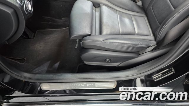 Mercedes-Benz C-Class 2020 — photo 30