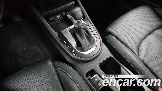 Kia K3 2022 — photo 12