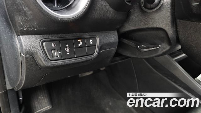 Kia K3 2022 — photo 24