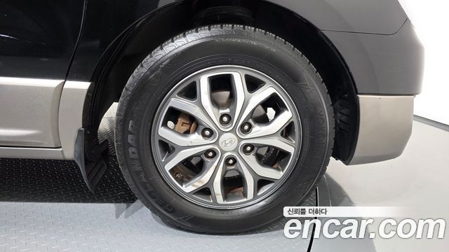 Hyundai Starex 2017 — photo 7