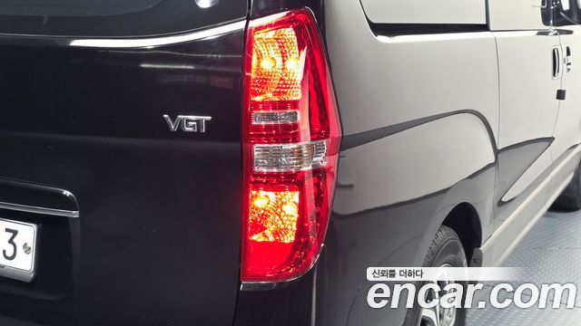 Hyundai Starex 2017 — photo 9