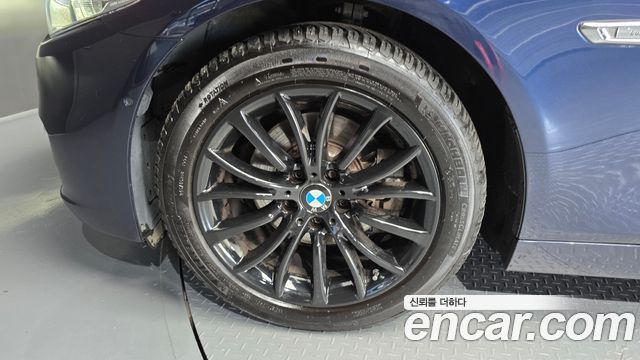 BMW 5-Series 2016 — photo 5
