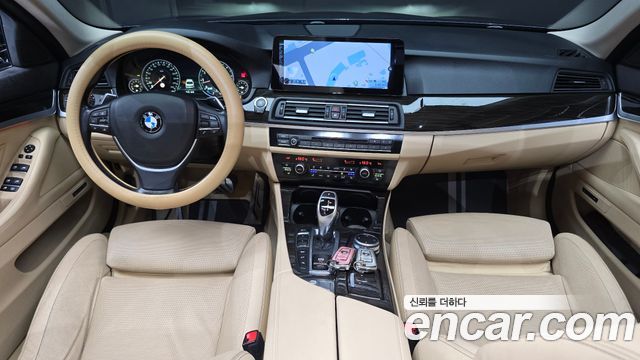 BMW 5-Series 2016 — photo 7