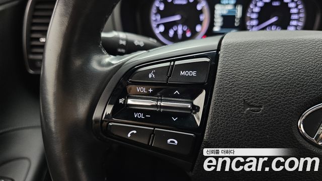 Hyundai Grandeur 2018 — photo 24