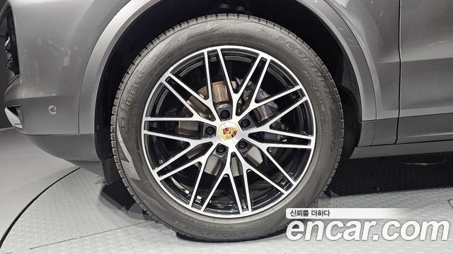Porsche Cayenne 2024 — photo 5