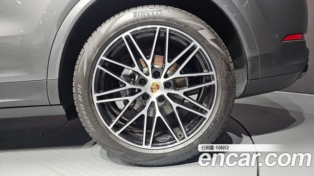 Porsche Cayenne 2024 — photo 7