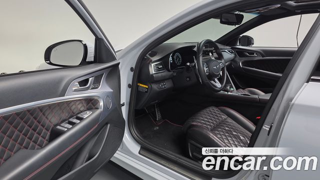 Genesis G70 2020 — photo 13