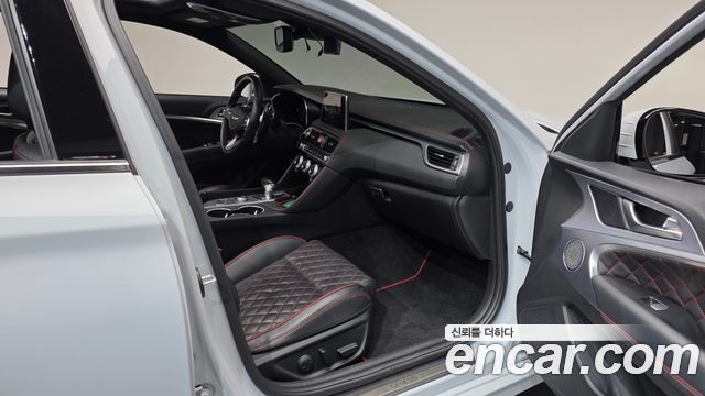 Genesis G70 2020 — photo 17