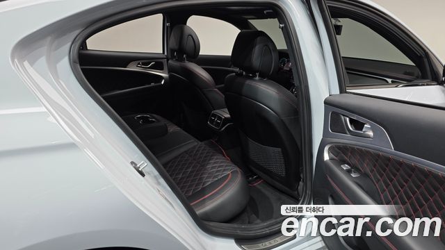 Genesis G70 2020 — photo 18