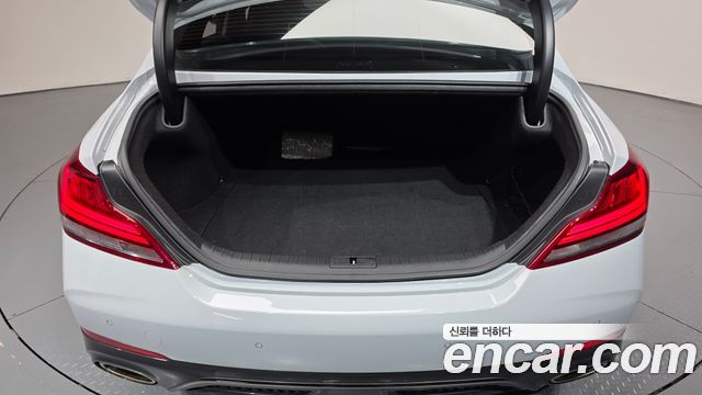 Genesis G70 2020 — photo 26