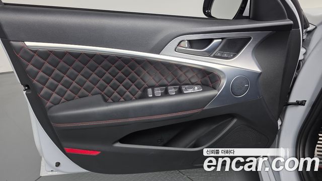 Genesis G70 2020 — photo 14