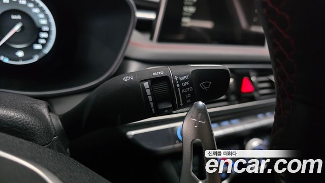 Genesis G70 2020 — photo 29