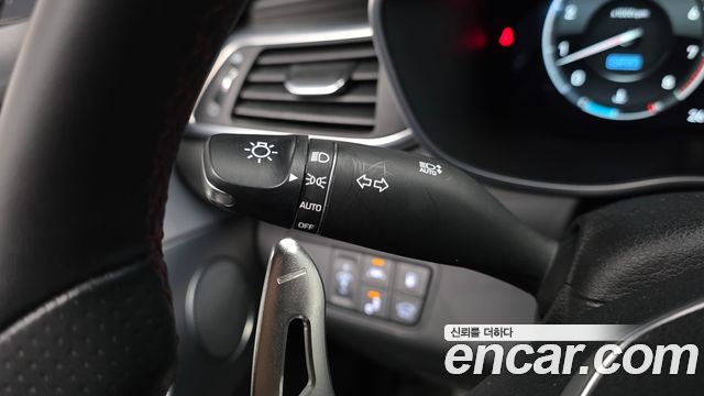 Genesis G70 2020 — photo 35