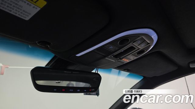 Genesis G70 2020 — photo 38
