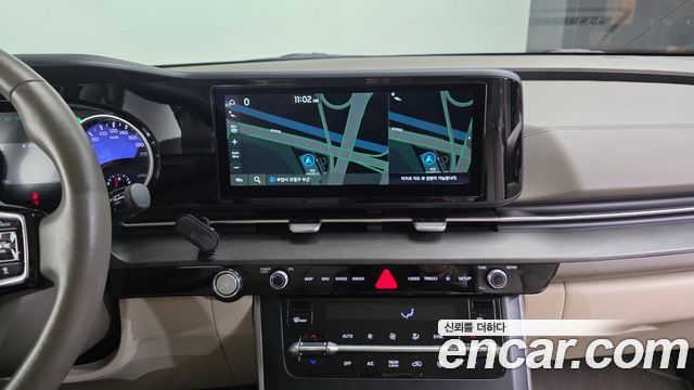 Kia Canival 2021 — photo 20