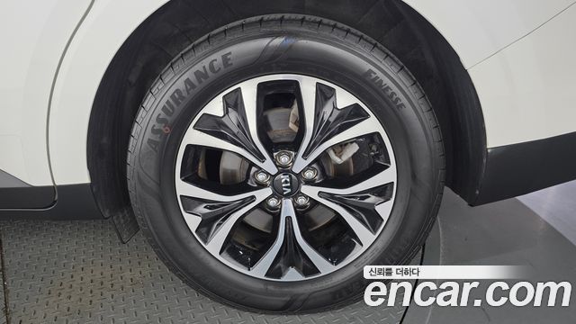 Kia Canival 2021 — photo 7