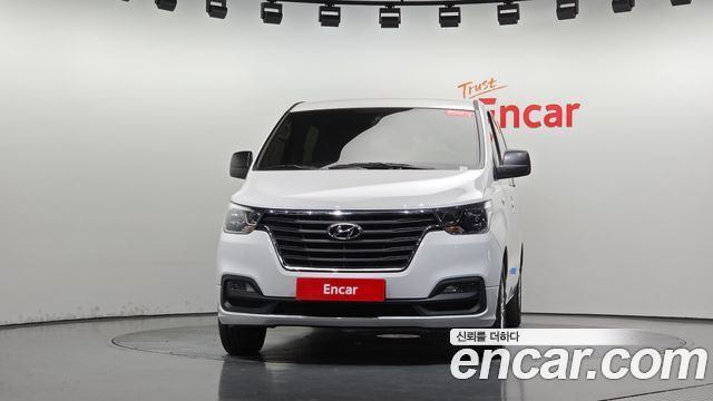 Hyundai Starex 2021 — photo 3