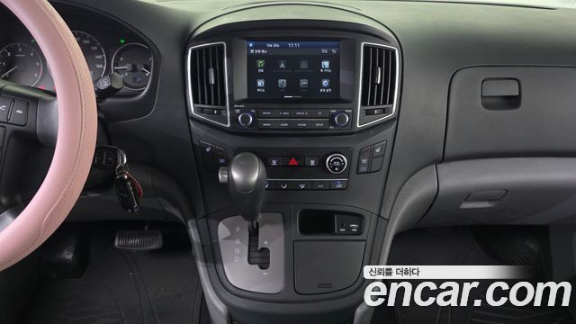 Hyundai Starex 2021 — photo 19