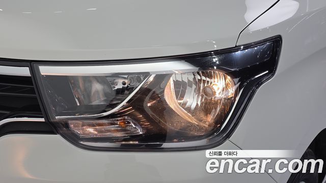 Hyundai Starex 2021 — photo 8