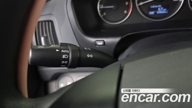 Hyundai Starex 2021 — photo 27