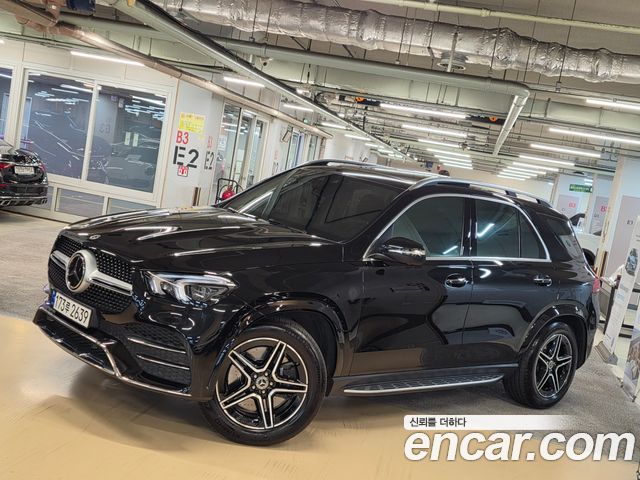 Mercedes-Benz GLE-Class 2021 — photo 1
