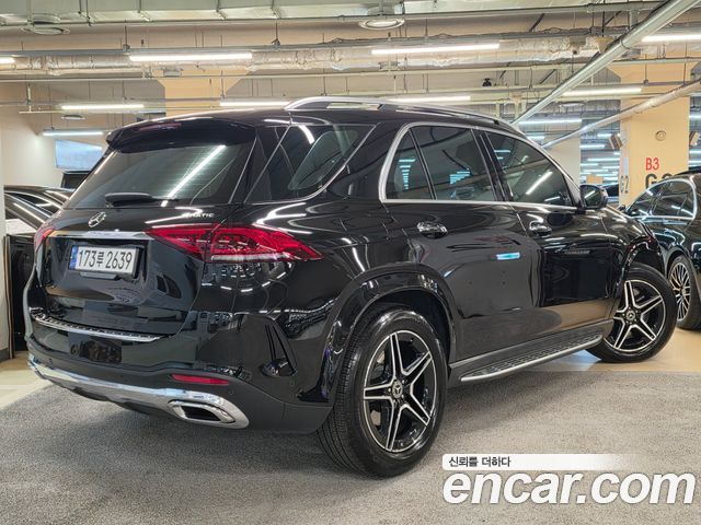 Mercedes-Benz GLE-Class 2021 — photo 2