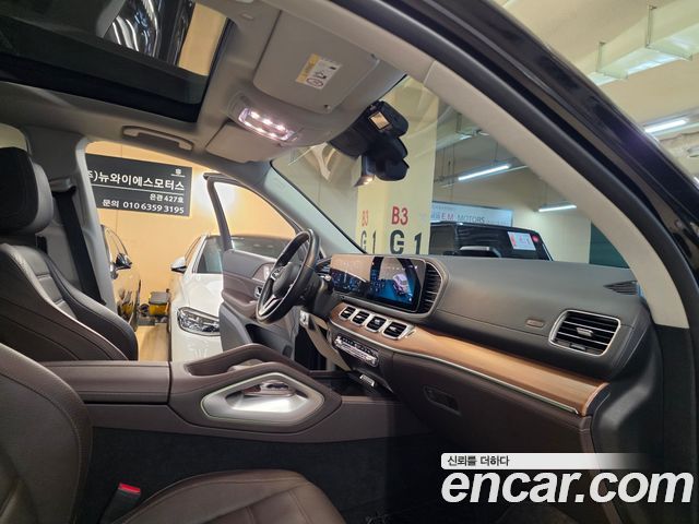 Mercedes-Benz GLE-Class 2021 — photo 10