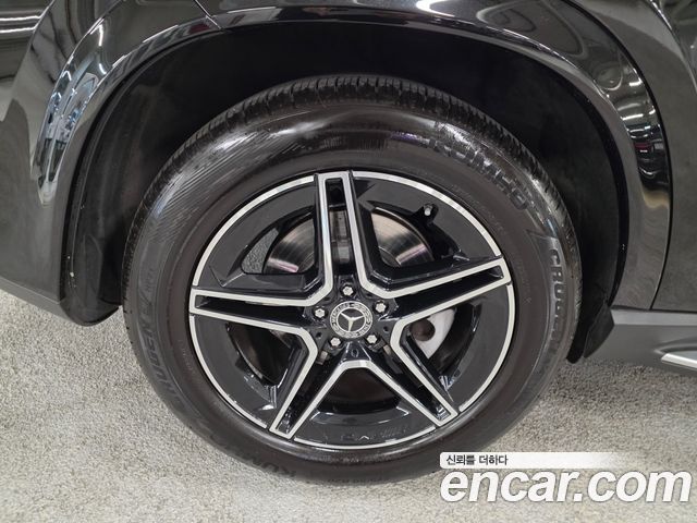 Mercedes-Benz GLE-Class 2021 — photo 17