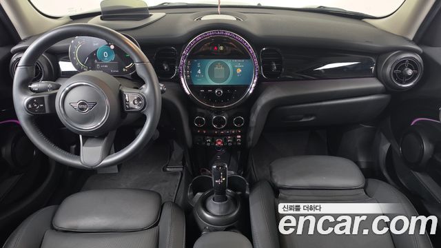 Mini Cooper 2023 — photo 10