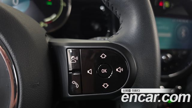 Mini Cooper 2023 — photo 21