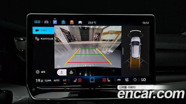 Volkswagen Golf 2025 — photo 14