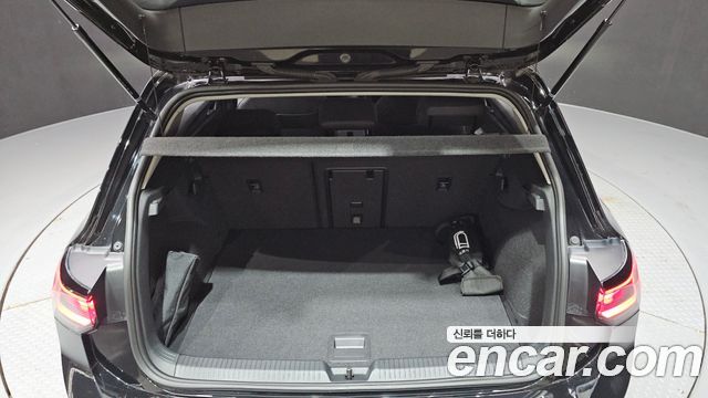 Volkswagen Golf 2025 — photo 20