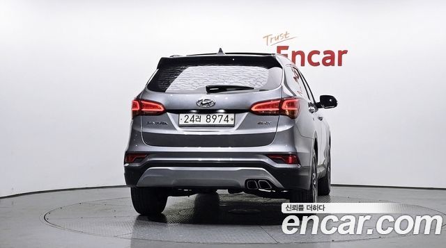 Hyundai Santafe 2016 — photo 4