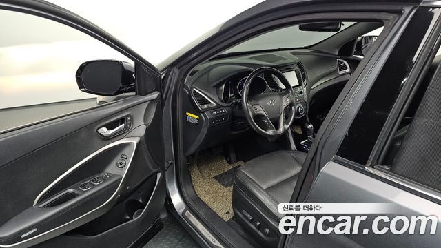 Hyundai Santafe 2016 — photo 13