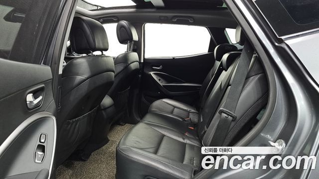 Hyundai Santafe 2016 — photo 18