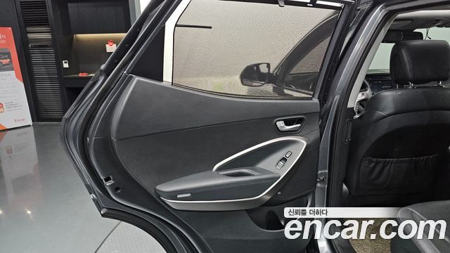 Hyundai Santafe 2016 — photo 15