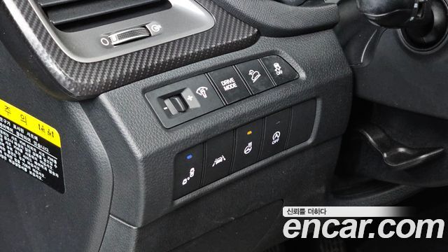 Hyundai Santafe 2016 — photo 28