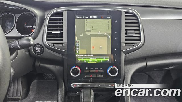 Renault Korea SM6 2017 — photo 19