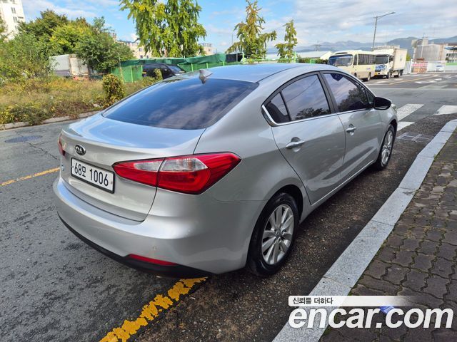 Kia K3 2014 — photo 6
