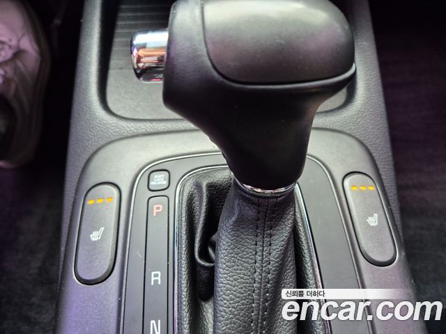 Kia K3 2014 — photo 16