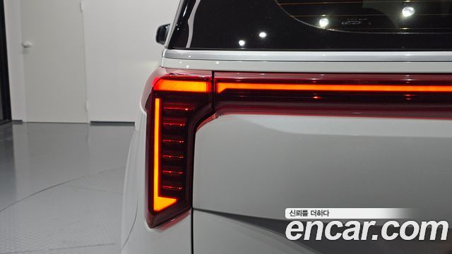 Kia Canival 2024 — photo 9