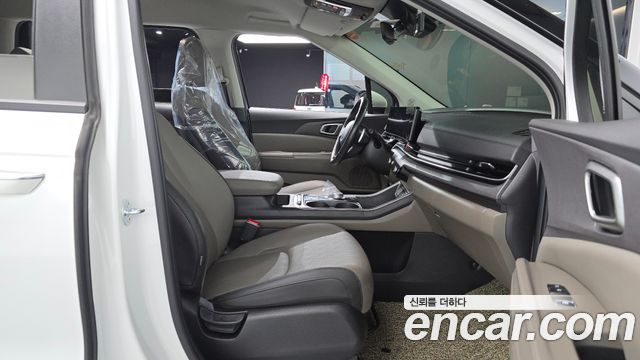 Kia Canival 2024 — photo 16
